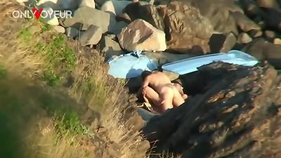 æµ·æ»©å·çª¥ã€‚ä»–ä»¬è®¤ä¸ºè¿™æ˜¯ä¸€ä¸ªåƒ»é™çš„åœ°æ–¹ï¼Œå¯ä»¥è¿…é€Ÿç²‰ç¢Ž