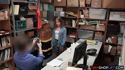 å•†åœºè­¦å¯Ÿä¹±æžèƒ–ä¹Žä¹Žçš„ä¸šä½™é’å°‘å¹´ï¼Œä»–æŠ“ä½äº†å…¥åº—è¡Œçªƒ