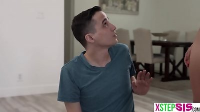 ç»§å§ Jazmin Luv å’Œå¥¹çš„é’å°‘å¹´å¥½å‹ Claire Roos æŽ¥å—äº†äººè‚‰æ£€æŸ¥