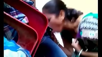 å°åº¦æ¯äº²å¸å®å„¿å­çš„æ†è¢«éšè—çš„æ‘„åƒæœºæ•æ‰åˆ°