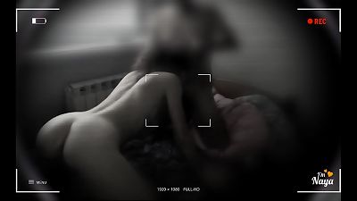 çœŸæ­£çš„éšè—æ‘„åƒå¤´ï¼Œ18å²çš„å°ä¸ªå­è¢«ç»§çˆ¶æ“